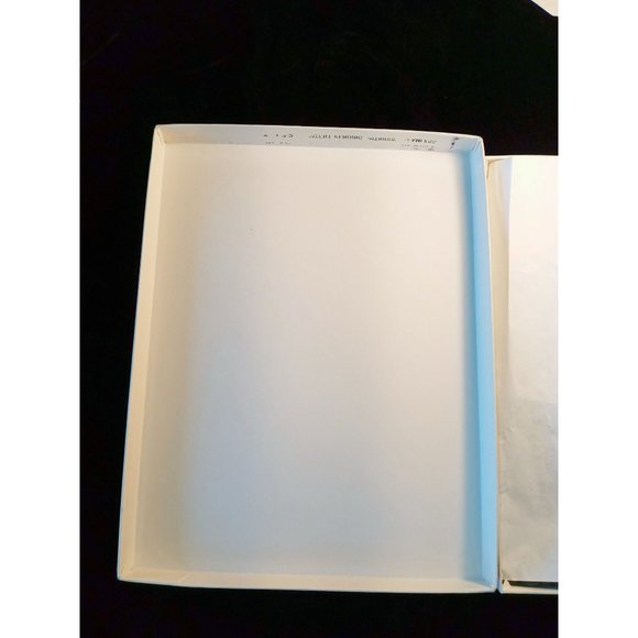 Vintage Thigh High Stockings Hosiery Lingerie by Millay Seamless Size 10 M Nylon - Picture 7 of 10